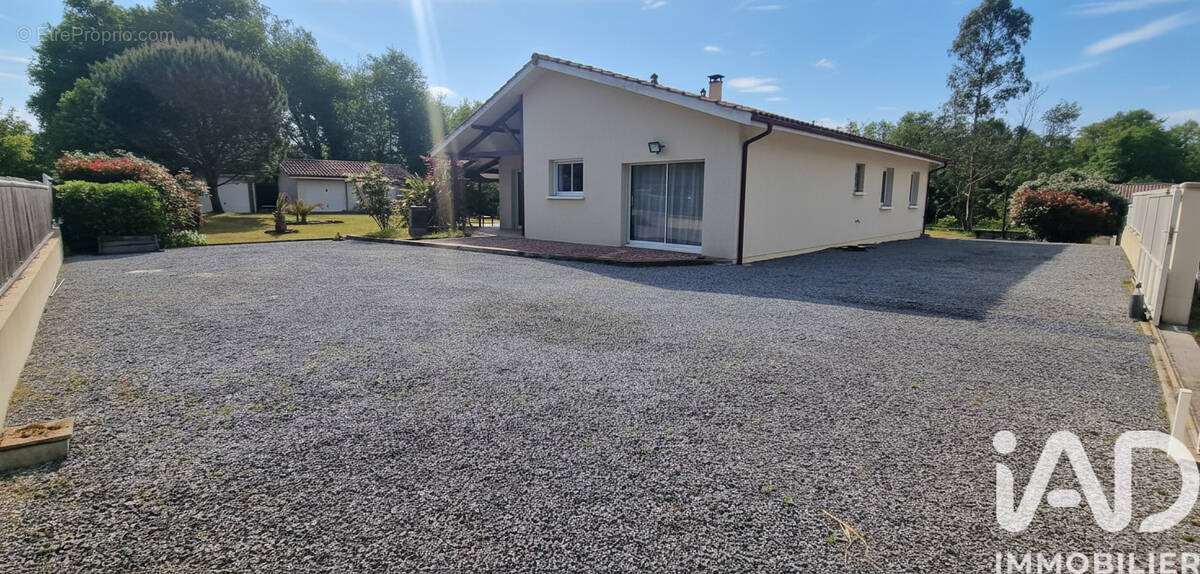 Photo 1 - Maison à PARENTIS-EN-BORN