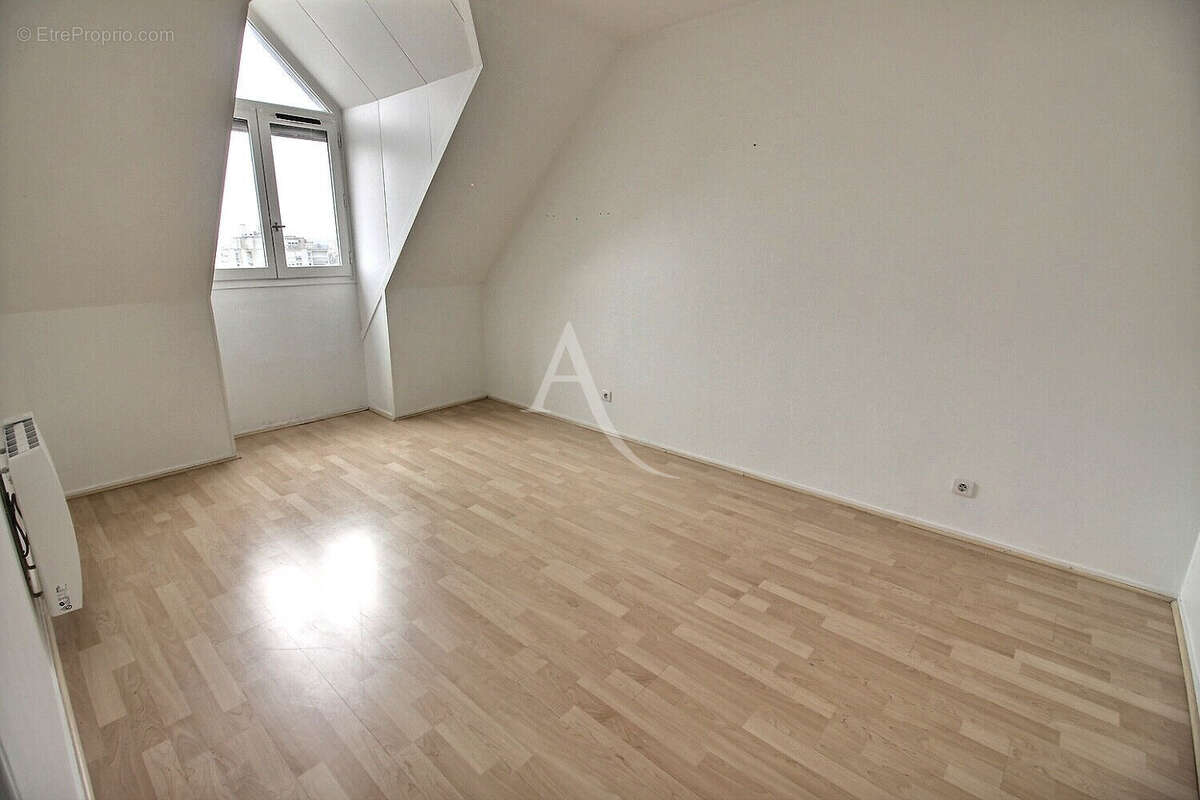 Appartement à THIAIS