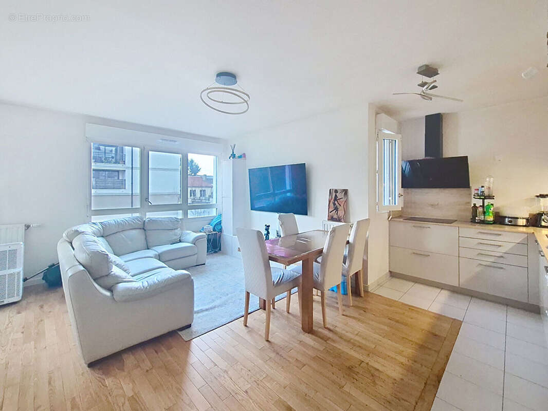 Appartement à ROMAINVILLE