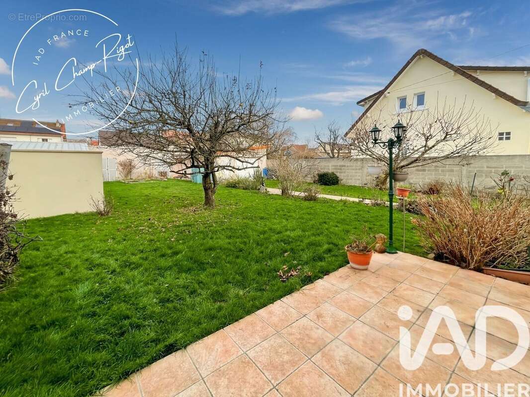 Photo 3 - Maison à TREMBLAY-EN-FRANCE