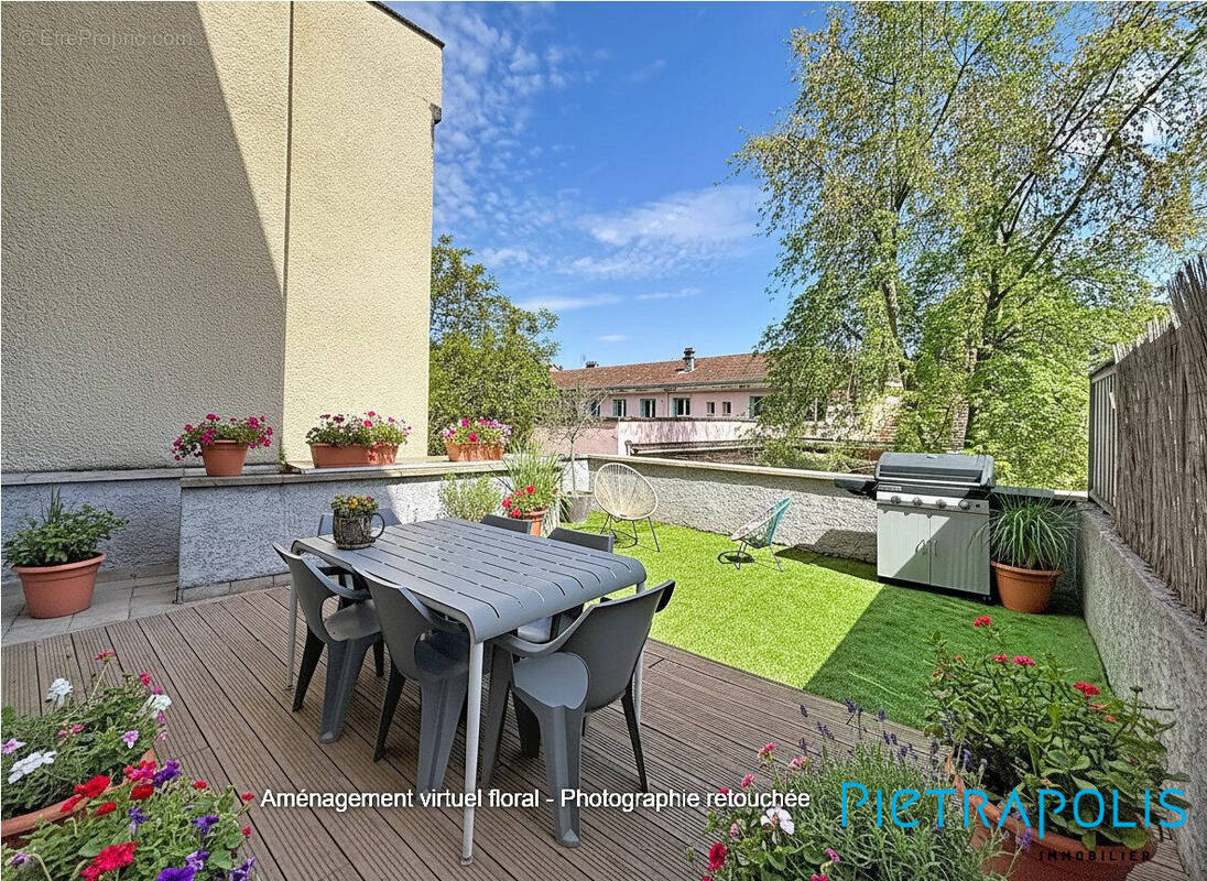 Maison 93 m² à Tarare  - photo 4