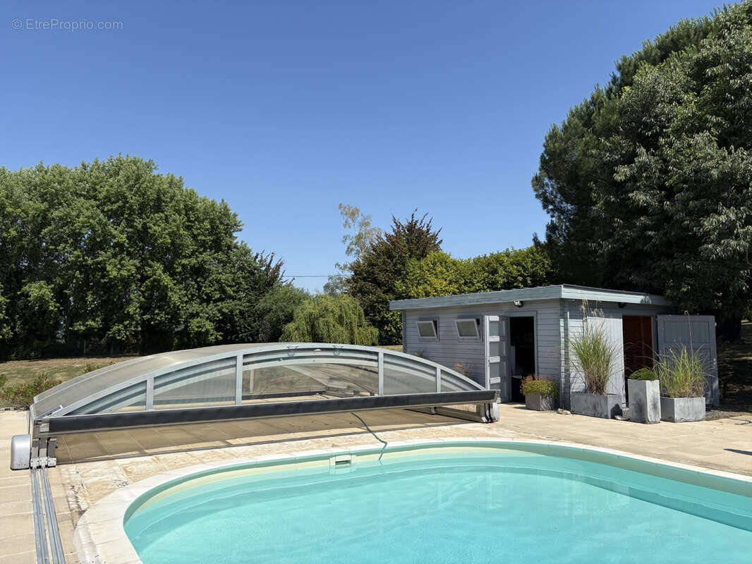 Genis Magnifique propriété Périgourdine avec gite, piscine, parc et vues - photo 27