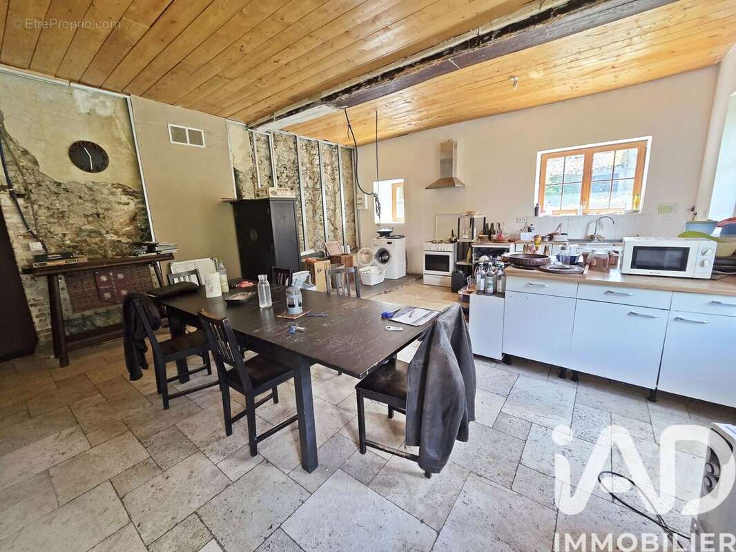 Photo 2 - Maison à MONTOURNAIS