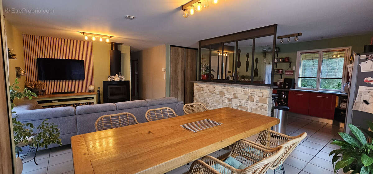 Photo 6 - Maison à SAINT-YRIEIX-LA-PERCHE