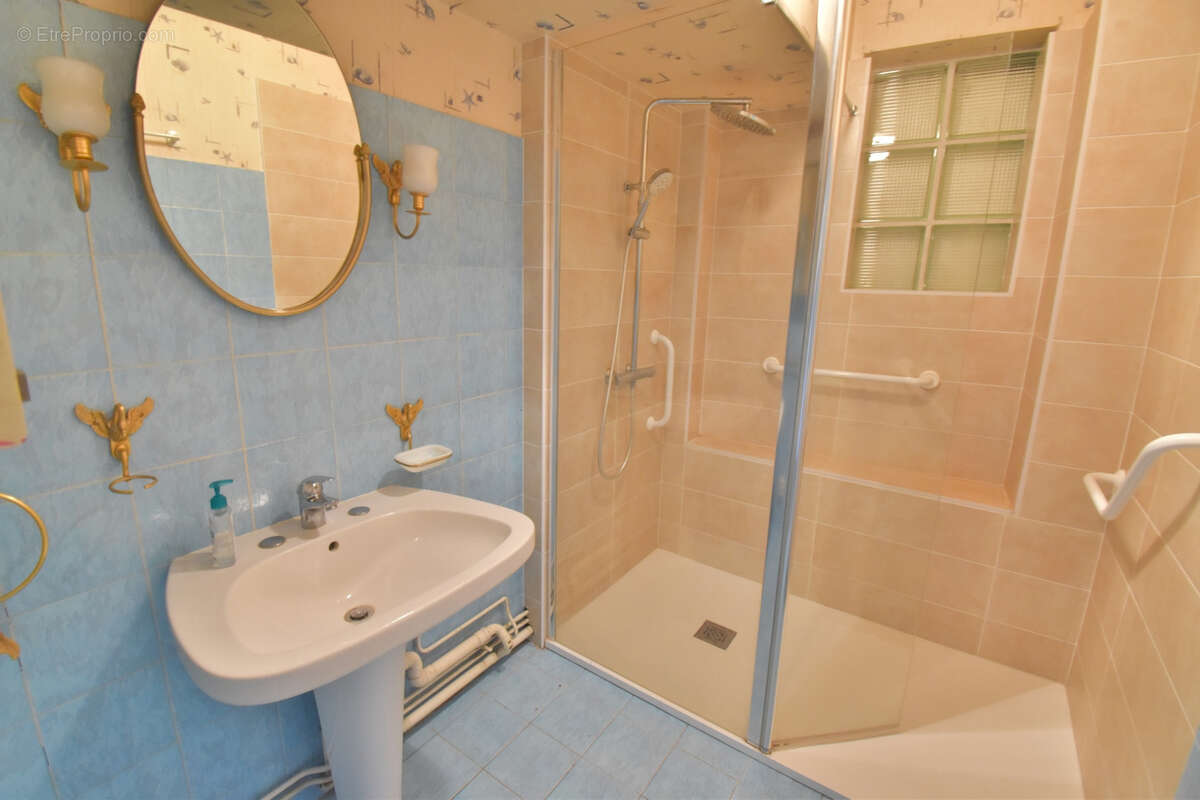 Appartement à MOULINS
