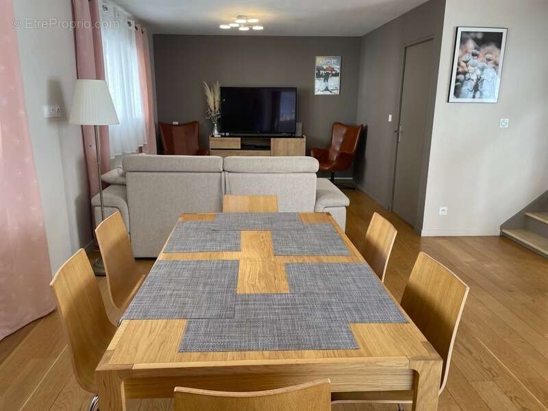 Maison récente 70 m² — Le Mont-Dore (Massif du Sancy) — 2 chambres — terrasse (22  m²)— grand garage (44 m²) - photo 6