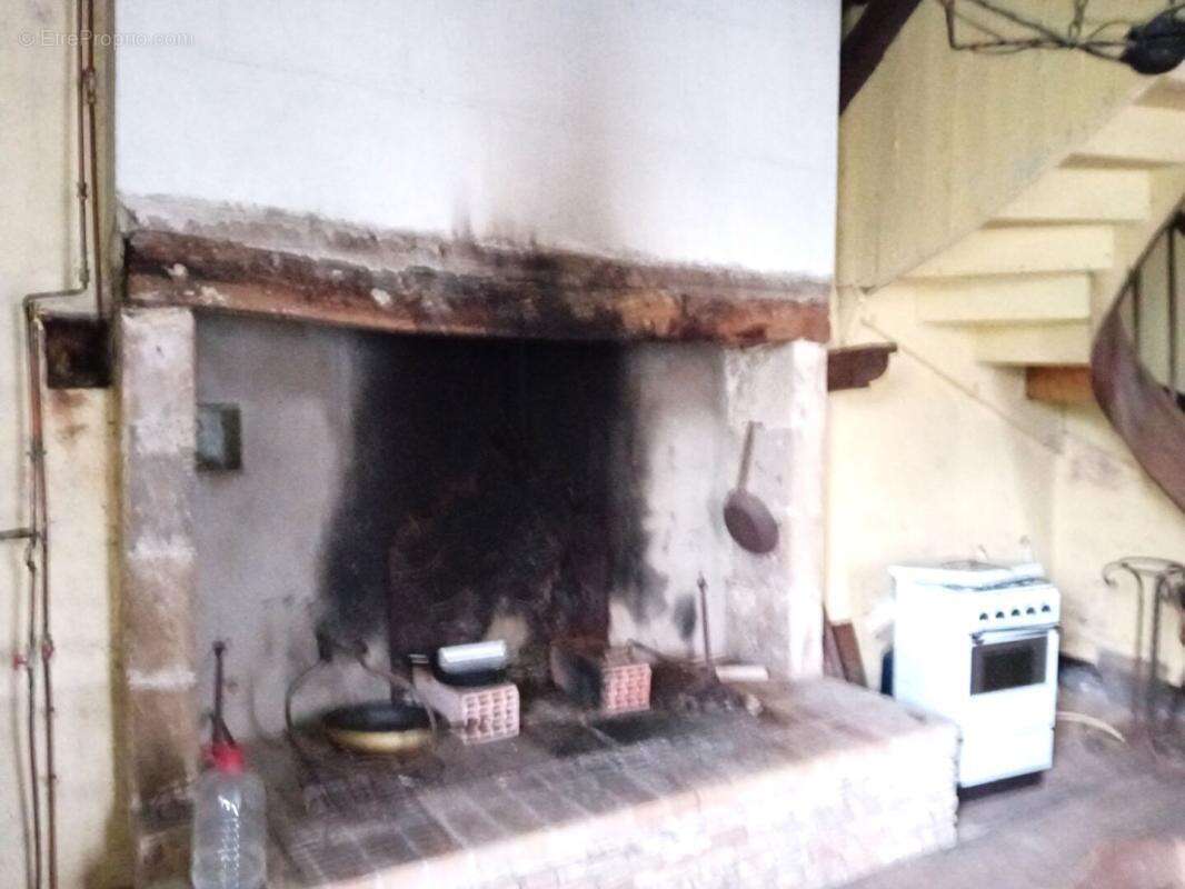 Maison à SAINT-CIRQ-LAPOPIE