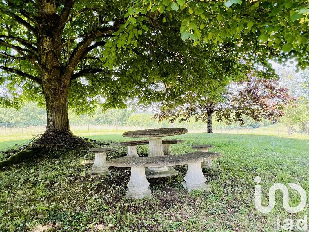 Photo 5 - Maison à BEYCHAC-ET-CAILLAU