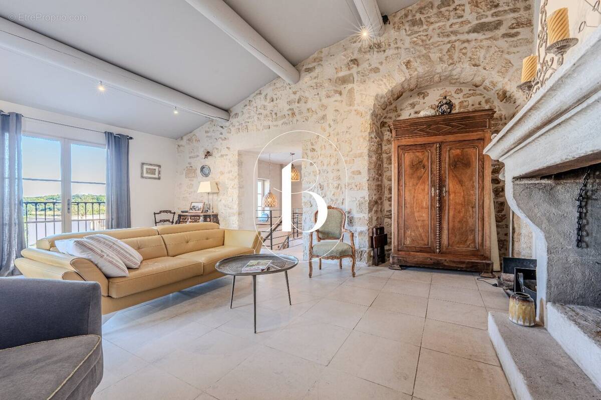 Maison à UZES