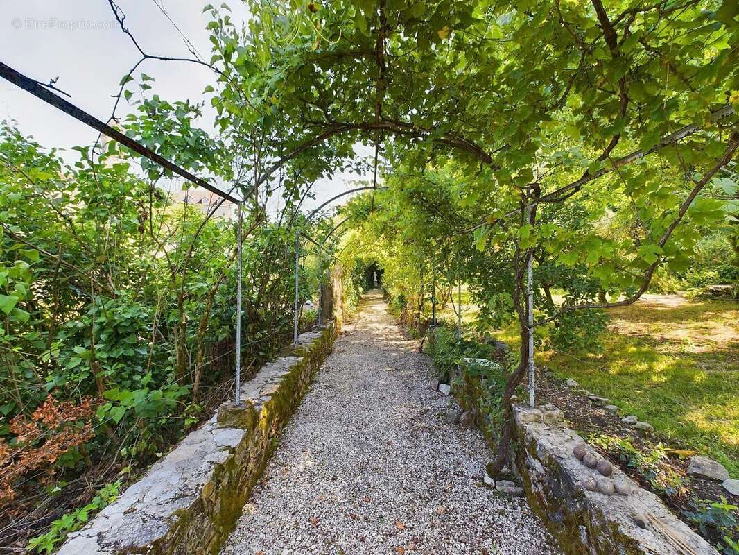 Une propriété exceptionnelle avec piscine et une vue imprenable - photo 19
