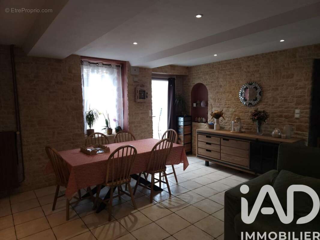 Photo 2 - Maison à SAINT-REMY