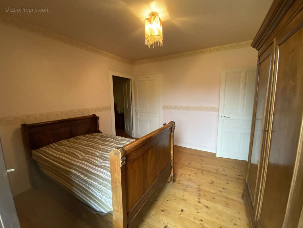 Maison Type 7 de 250 m2 habitables sur 1 682m2 de terrain constructible - photo 8