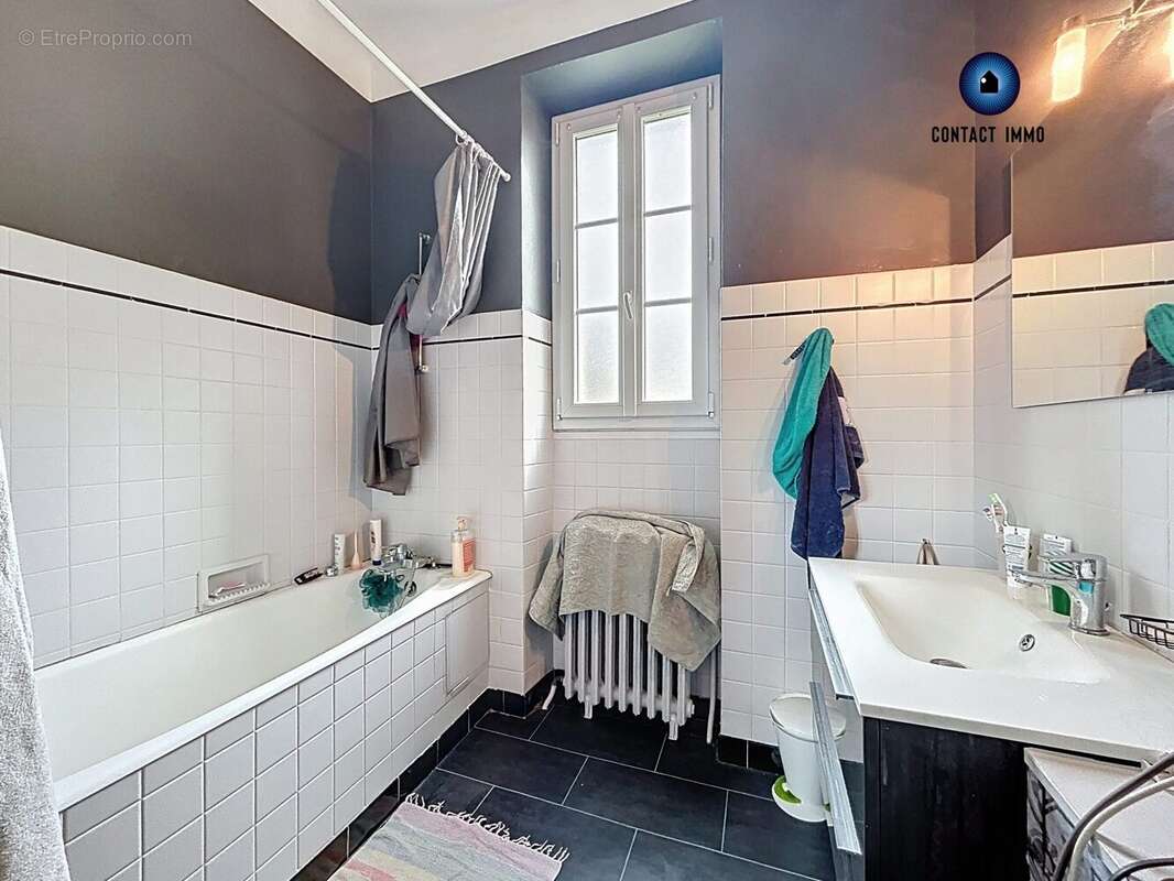 Maison à PERPEZAC-LE-NOIR