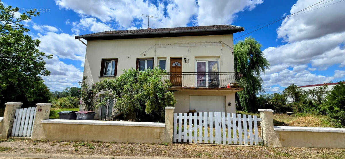 Maison à LOEUILLEY