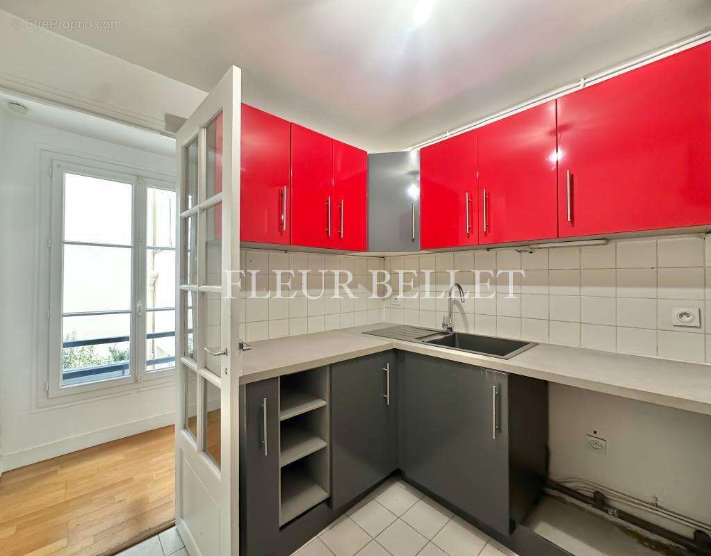 Appartement à PARIS-9E