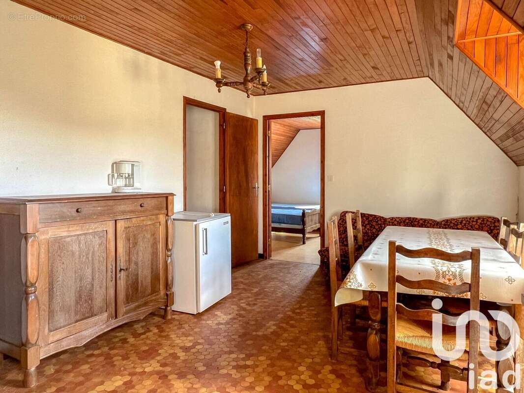 Photo 3 - Appartement à SAINT-REMY-DE-CHAUDES-AIGUES