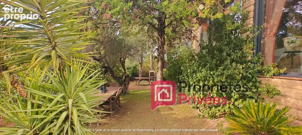 Maison  individuelle avec appartement indépendant, jardin et piscine - photo 2