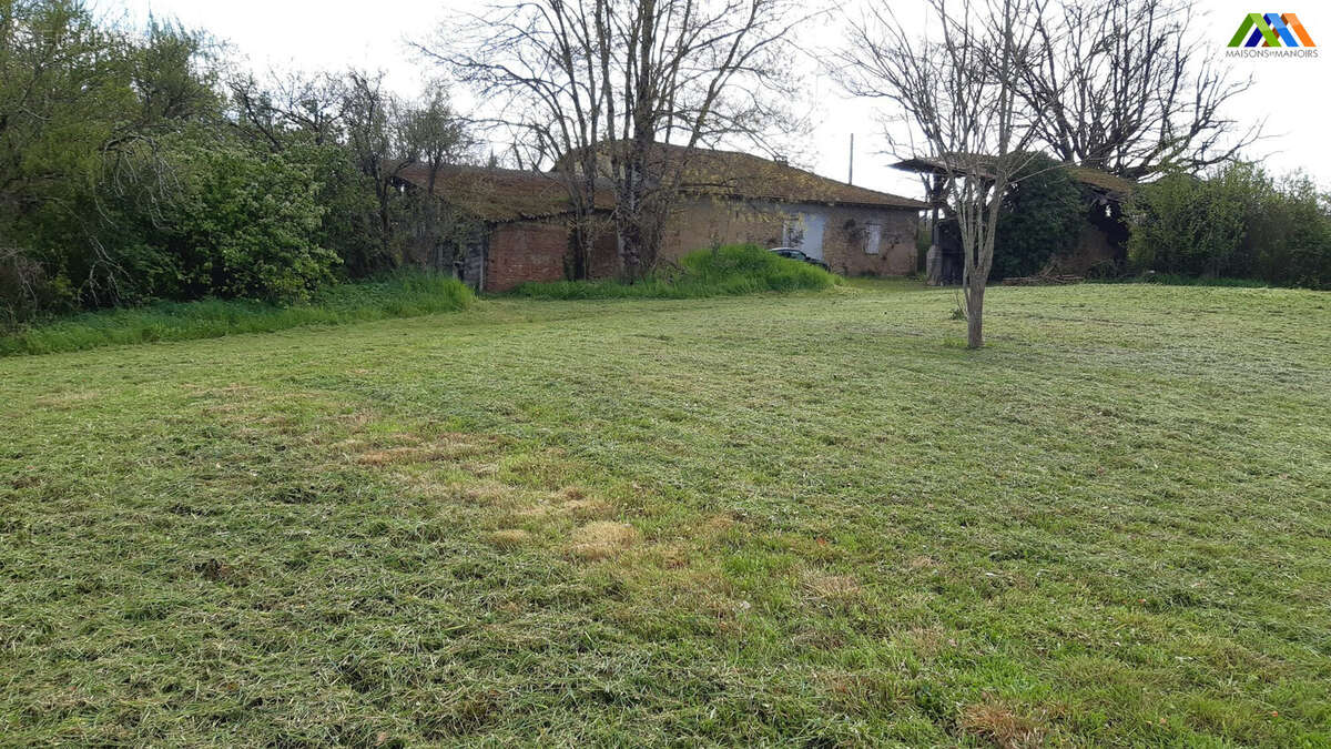 Maison 126 m² à Mirande  - photo 4