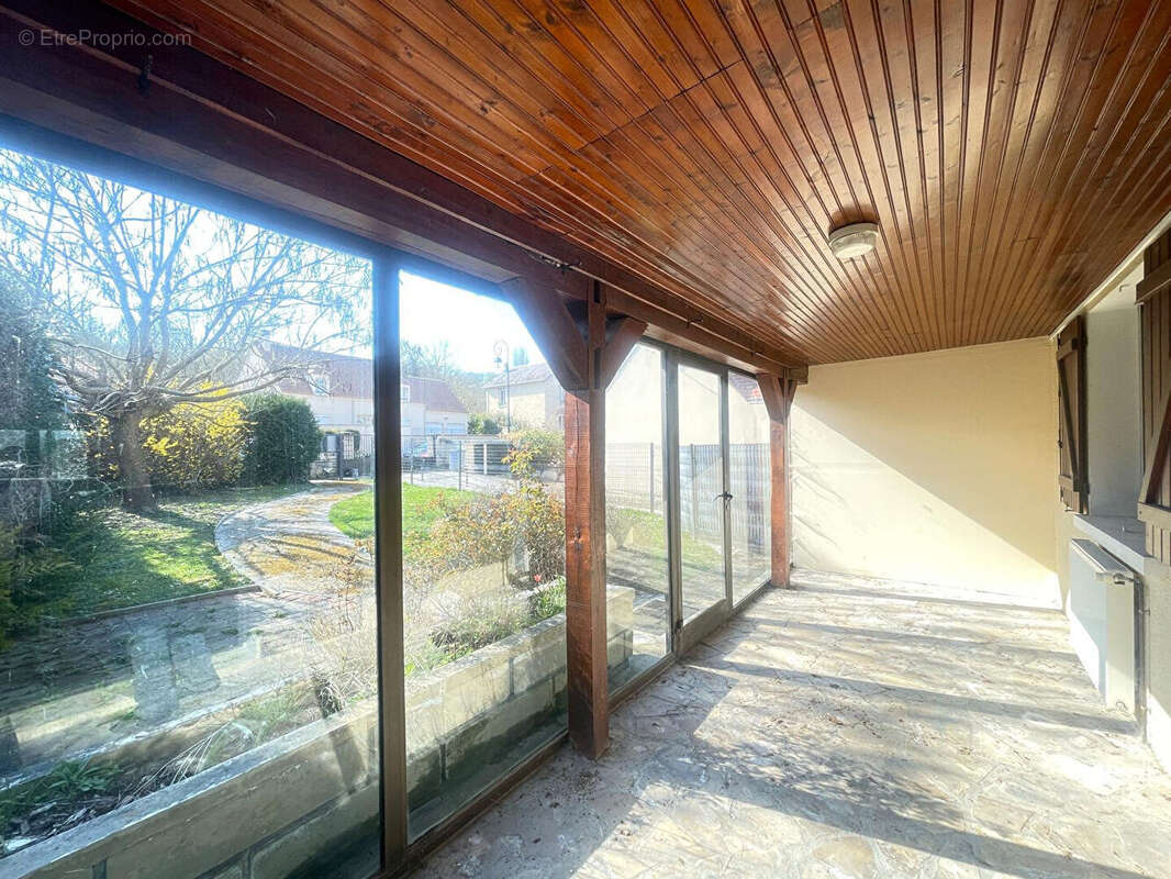 Appartement à RONQUEROLLES