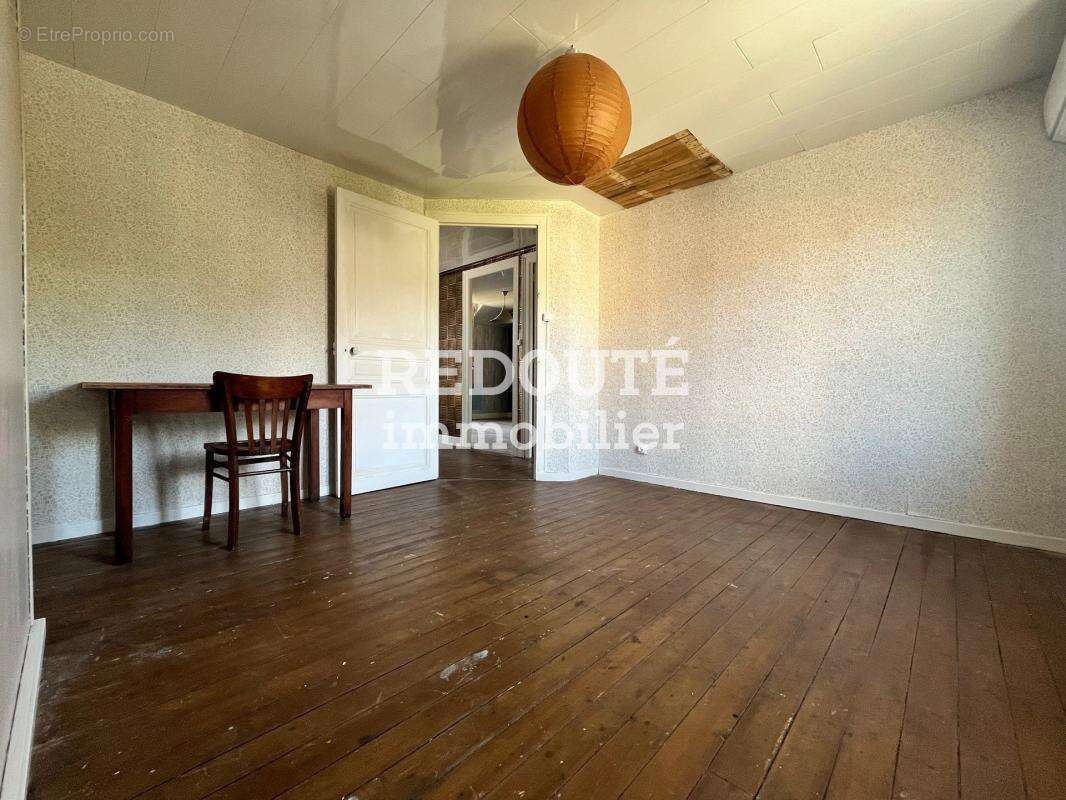 Maison à SAINT-JEAN-SUR-TOURBE