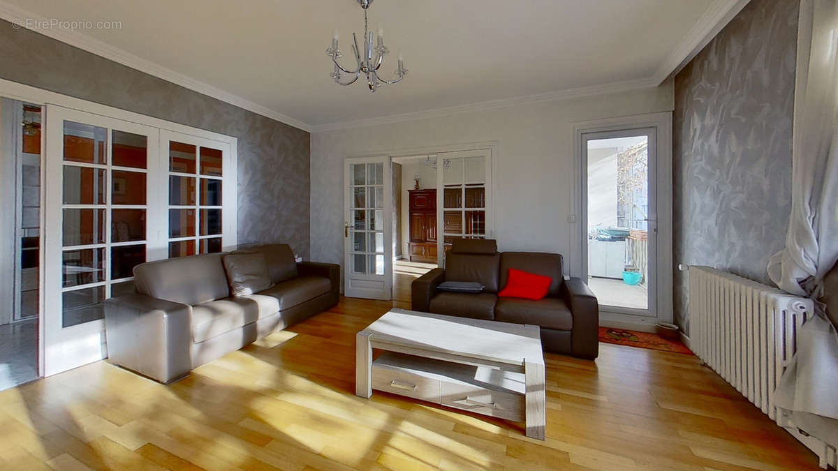 Appartement à LYON-3E