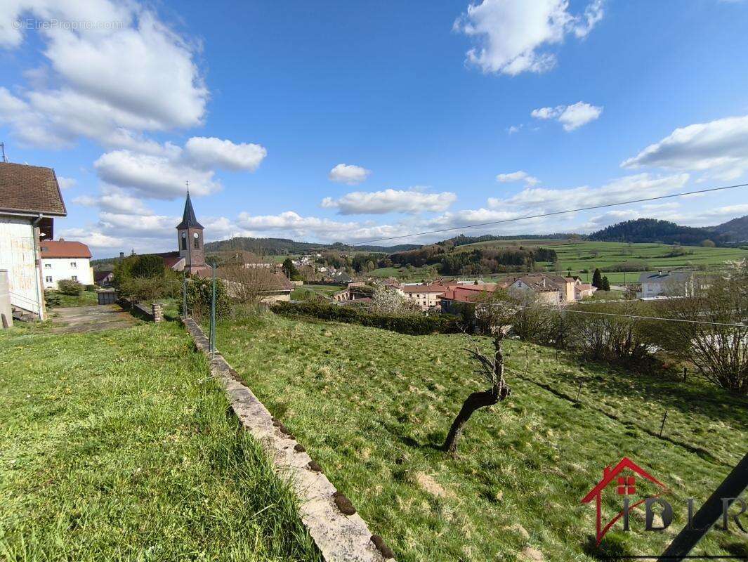 Maison à LEPANGES-SUR-VOLOGNE