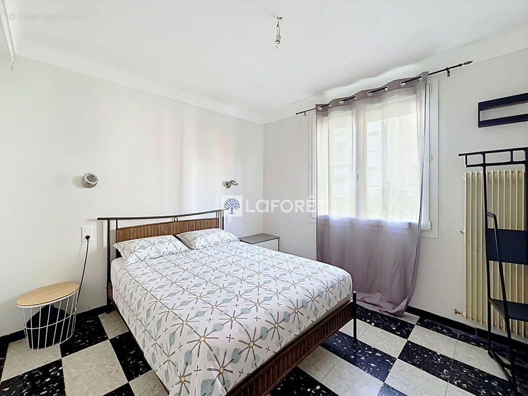 Perpignan, Immeuble, 2 appartements, 2 garages, 2 caves et jardin - photo 6