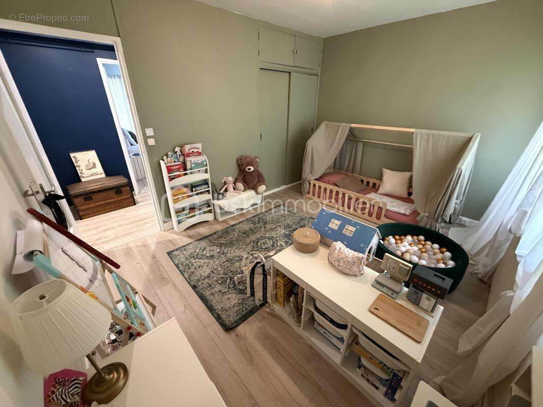 Appartement f3 avec balcon + box + cave + cellier - photo 13