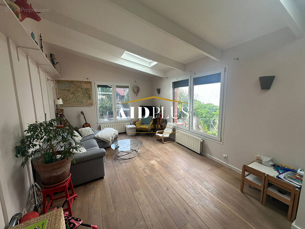 Maison à SAINT-LEU-LA-FORET