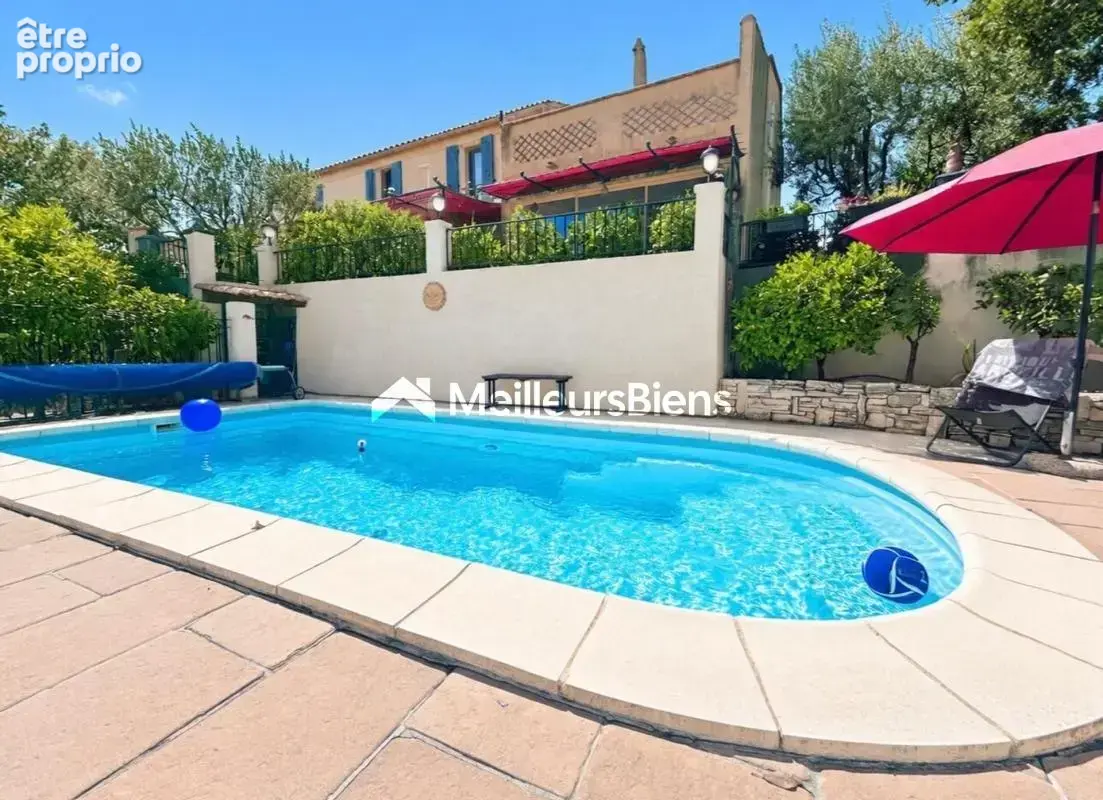 Maison à MONDRAGON