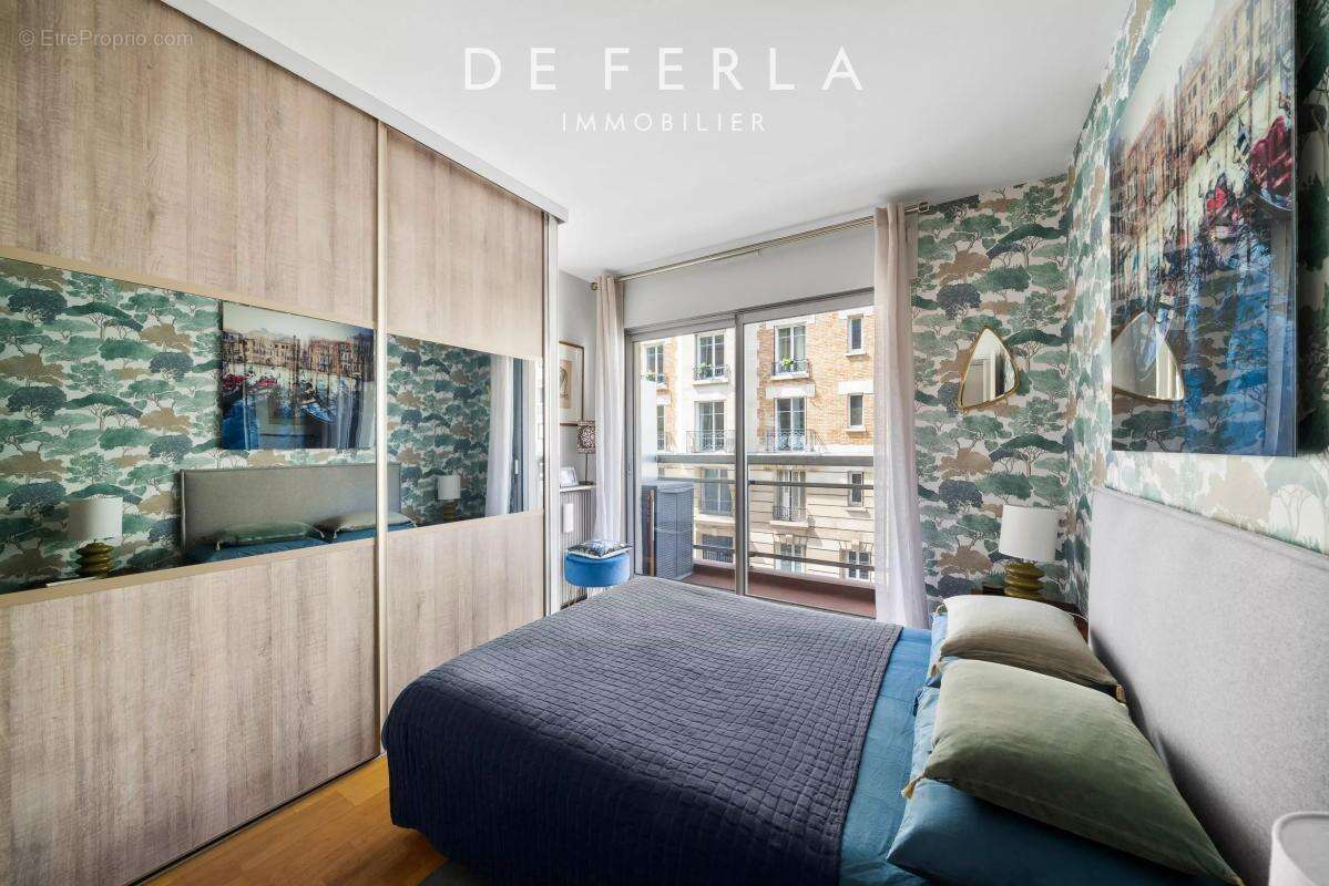 Appartement à PARIS-15E