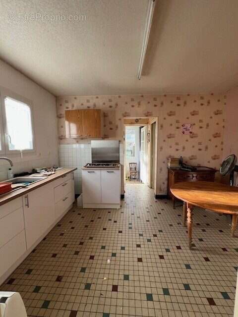 Maison à MEZIDON-CANON