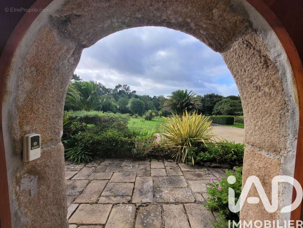 Photo 2 - Maison à PLEUMEUR-BODOU