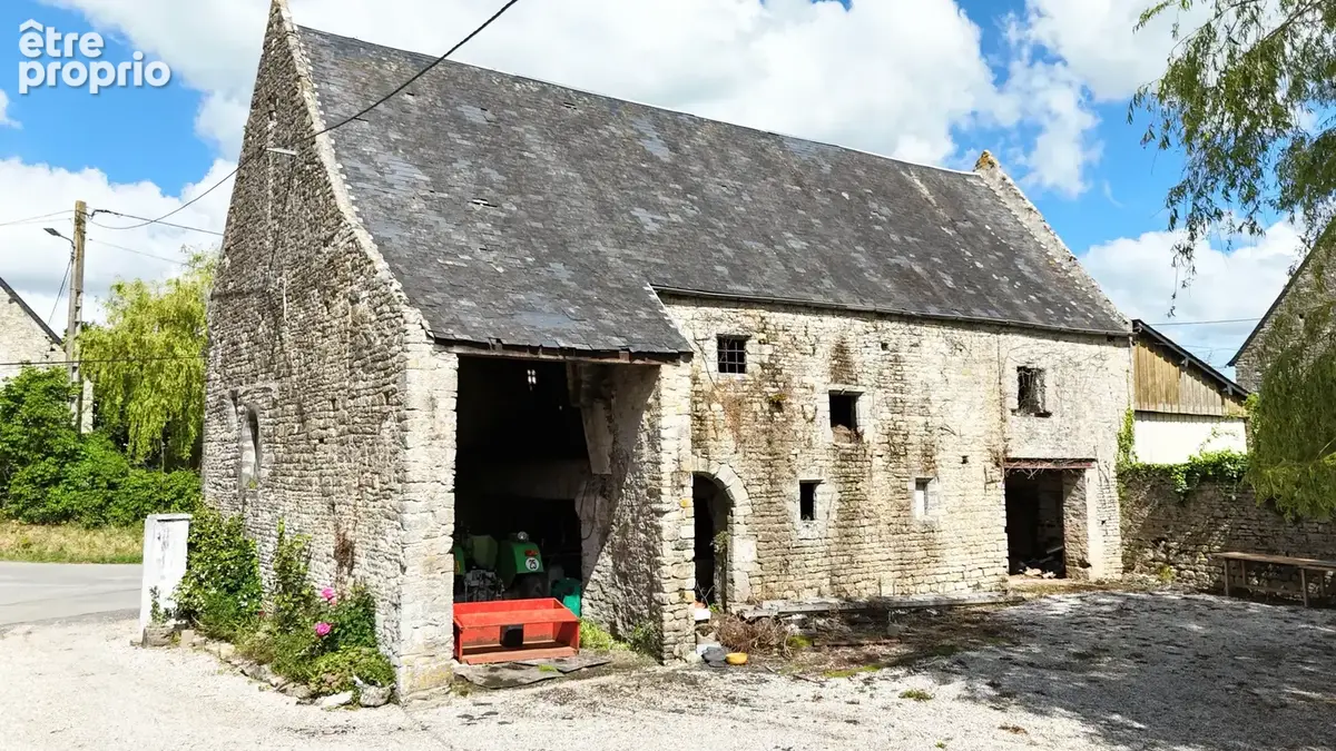 Belle propriété en pierre avec dépendances à rénover - photo 6