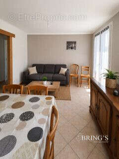 Maison 98 m² à Massieu  - photo 4
