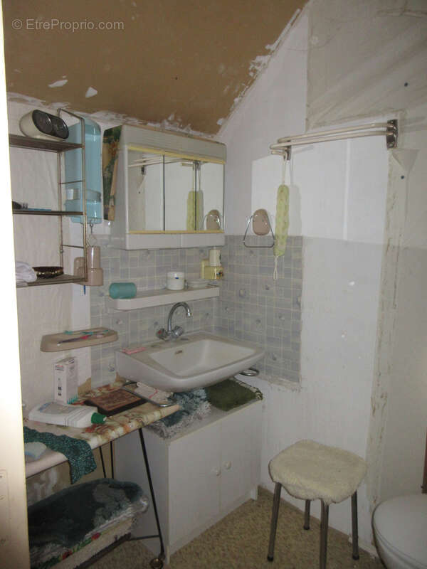 Adorable maison à rénover ! - photo 7