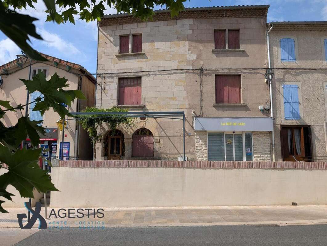   - Maison à SAIX