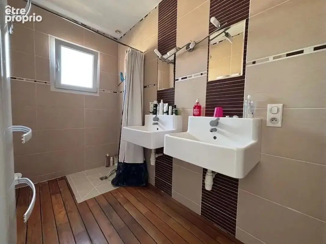 Rare  à Gruissan Mateille villa R+1 142 m² hab - photo 11