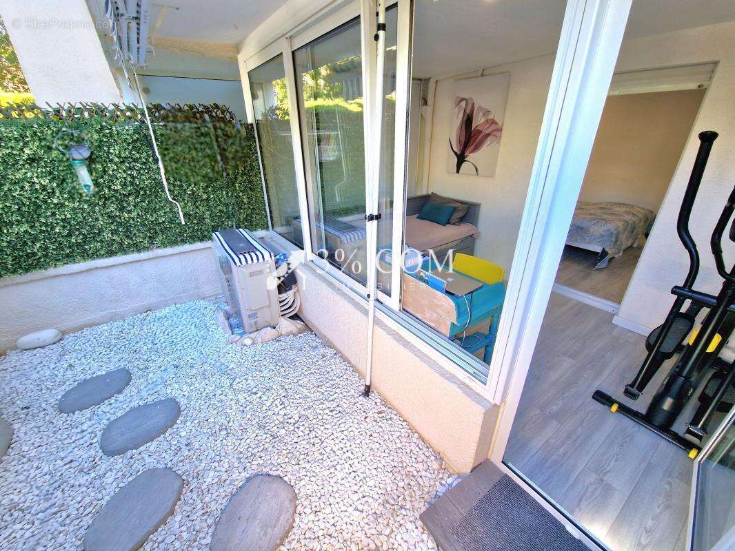 Appartement à SAINT-RAPHAEL