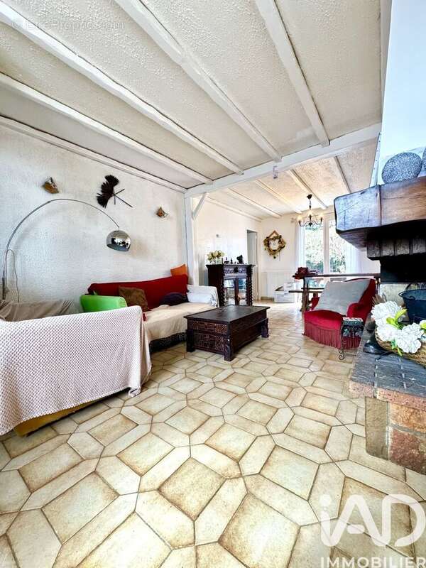 Photo 2 - Maison à TREMBLAY-EN-FRANCE