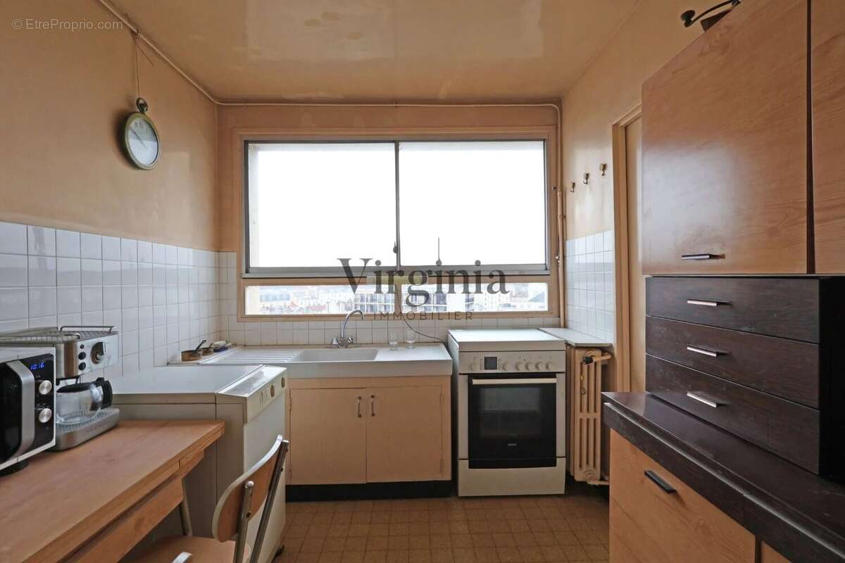 Appartement à CHARENTON-LE-PONT