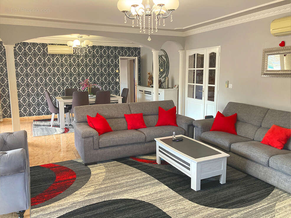 Maison à PIERRELATTE