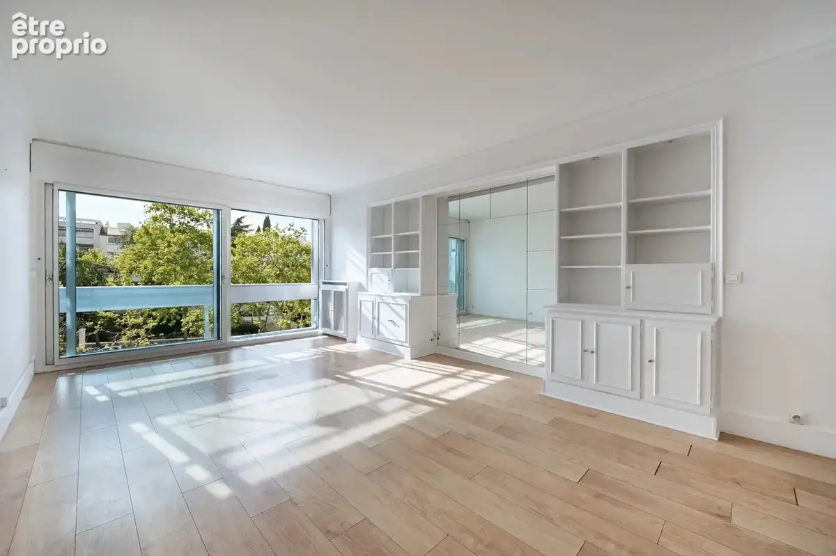 Photo Appartement à Neuilly-Sur-Seine au prix de 1 070 000€