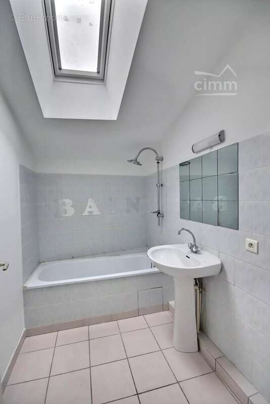 Appartement à CRUAS