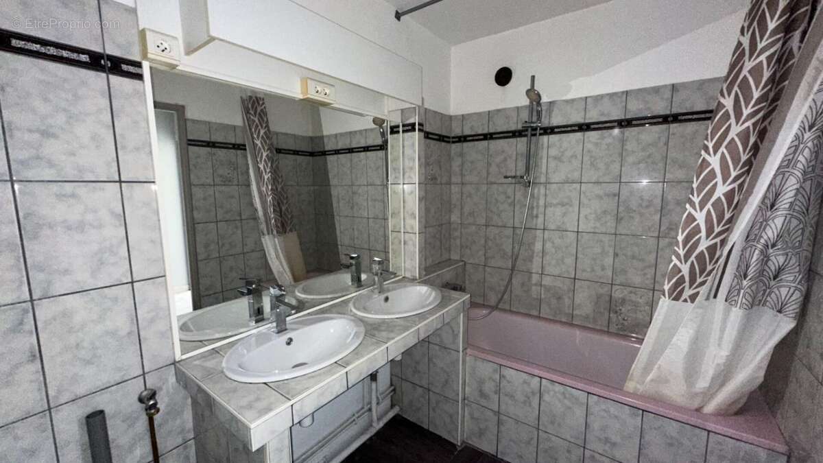 Appartement à AUDINCOURT