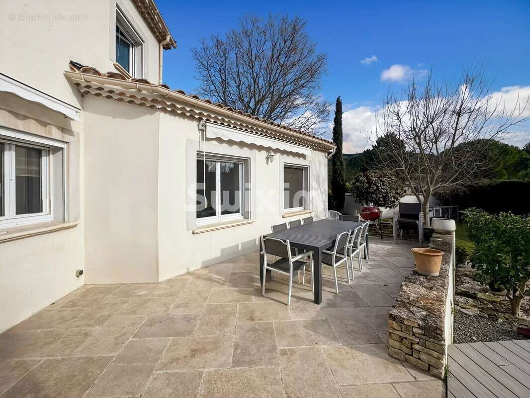 Maison à SAINT-PAUL-TROIS-CHATEAUX