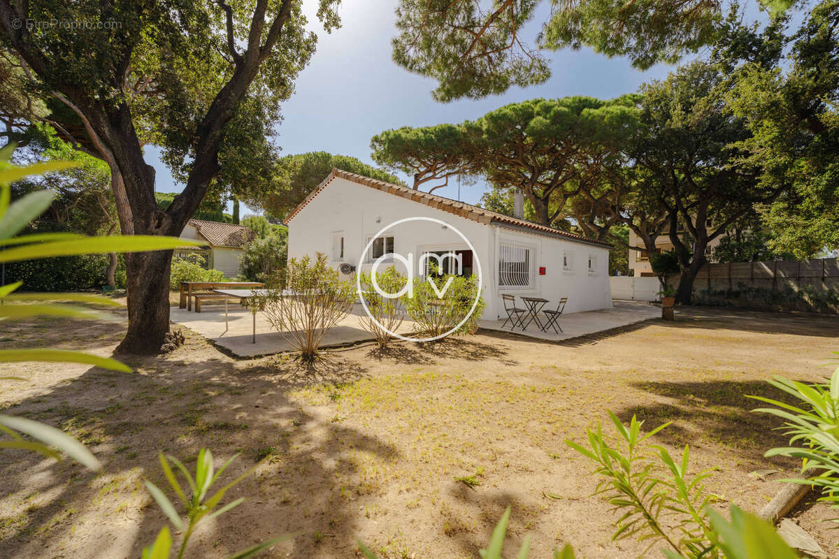 Maison à HYERES