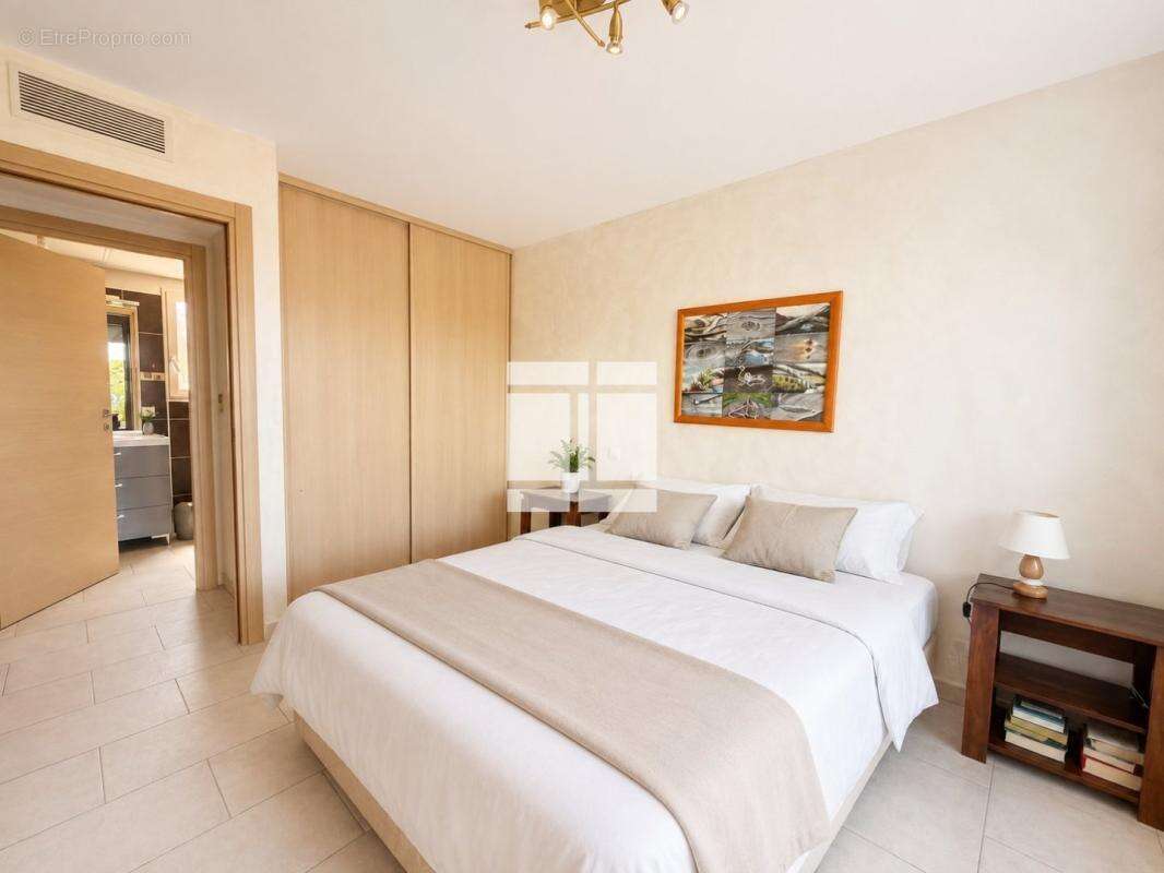 Appartement T2 avec vue mer, terrasse  jardin – Résidence avec piscine - photo 6