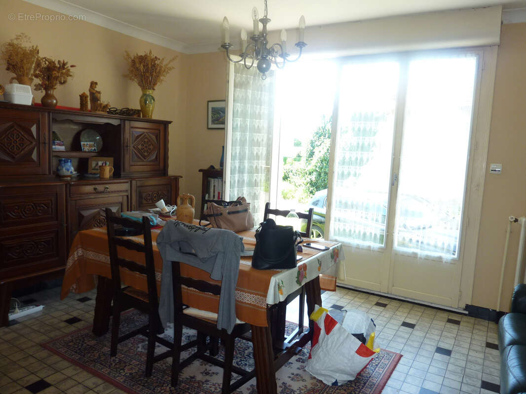 Maison à ANTIGNY