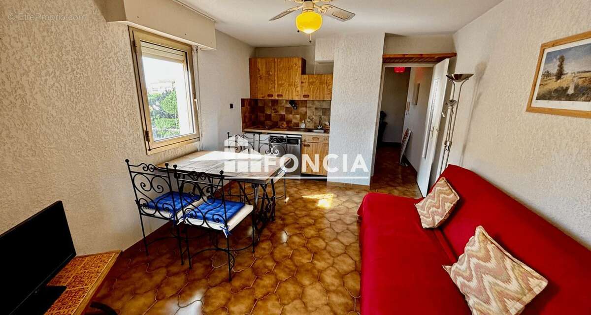 Appartement à SIX-FOURS-LES-PLAGES